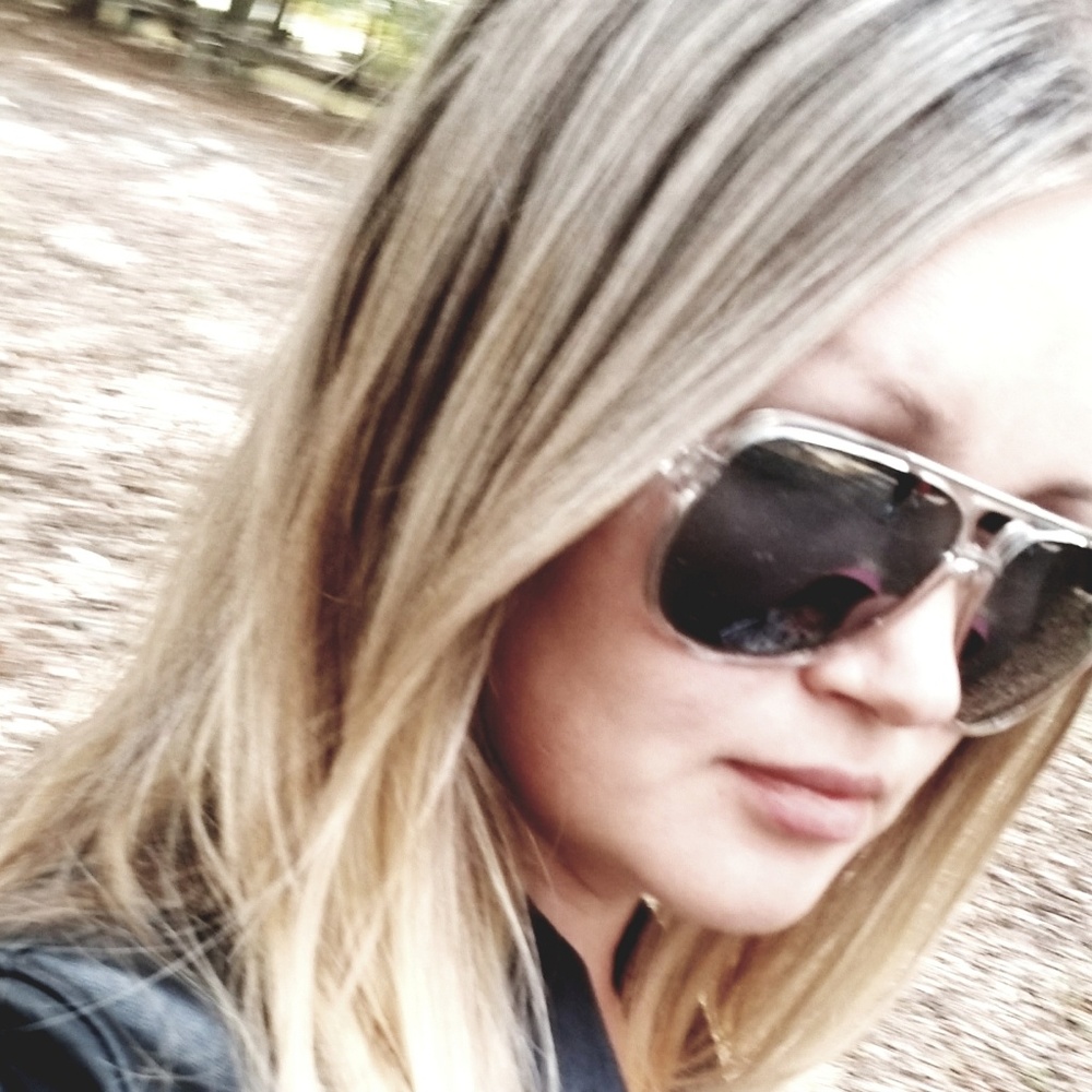 Meet your Posher, Yana